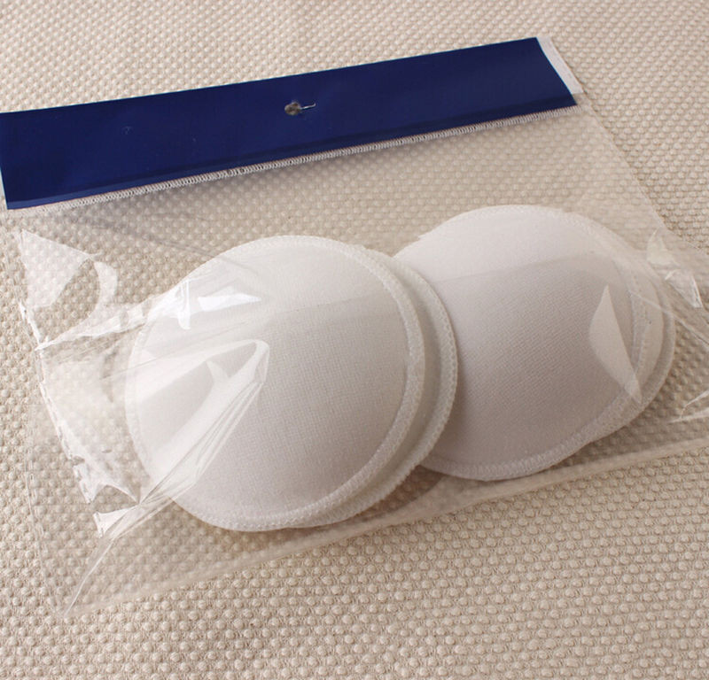 Set of 4 Maternity Breast Pads in White Set of 4 Maternity Breast Pads in White